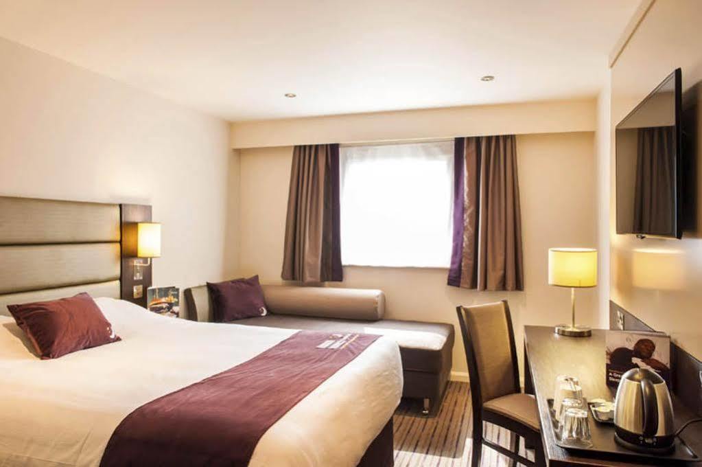 Premier Inn Stoke-On-Trent Luaran gambar